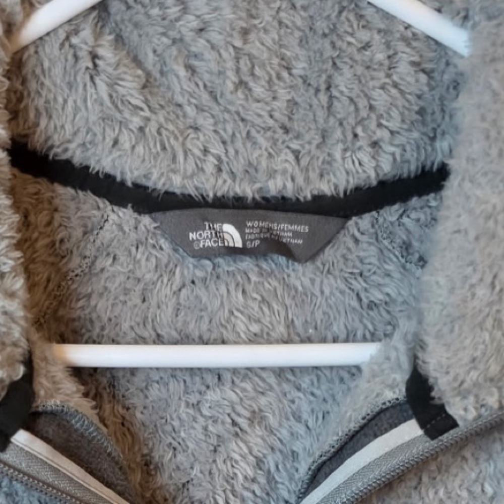 The North Face Furry Fleece Two Toned Gray Full Zip Jacket Small Petite - Picture 6 of 6